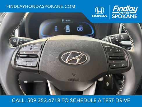 Used 2023 Hyundai Venue SEL FWD image 10