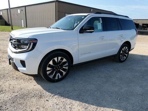 New 2027 Ford Expedition Platinum w/ Driver's Package AWD/4WD image 7