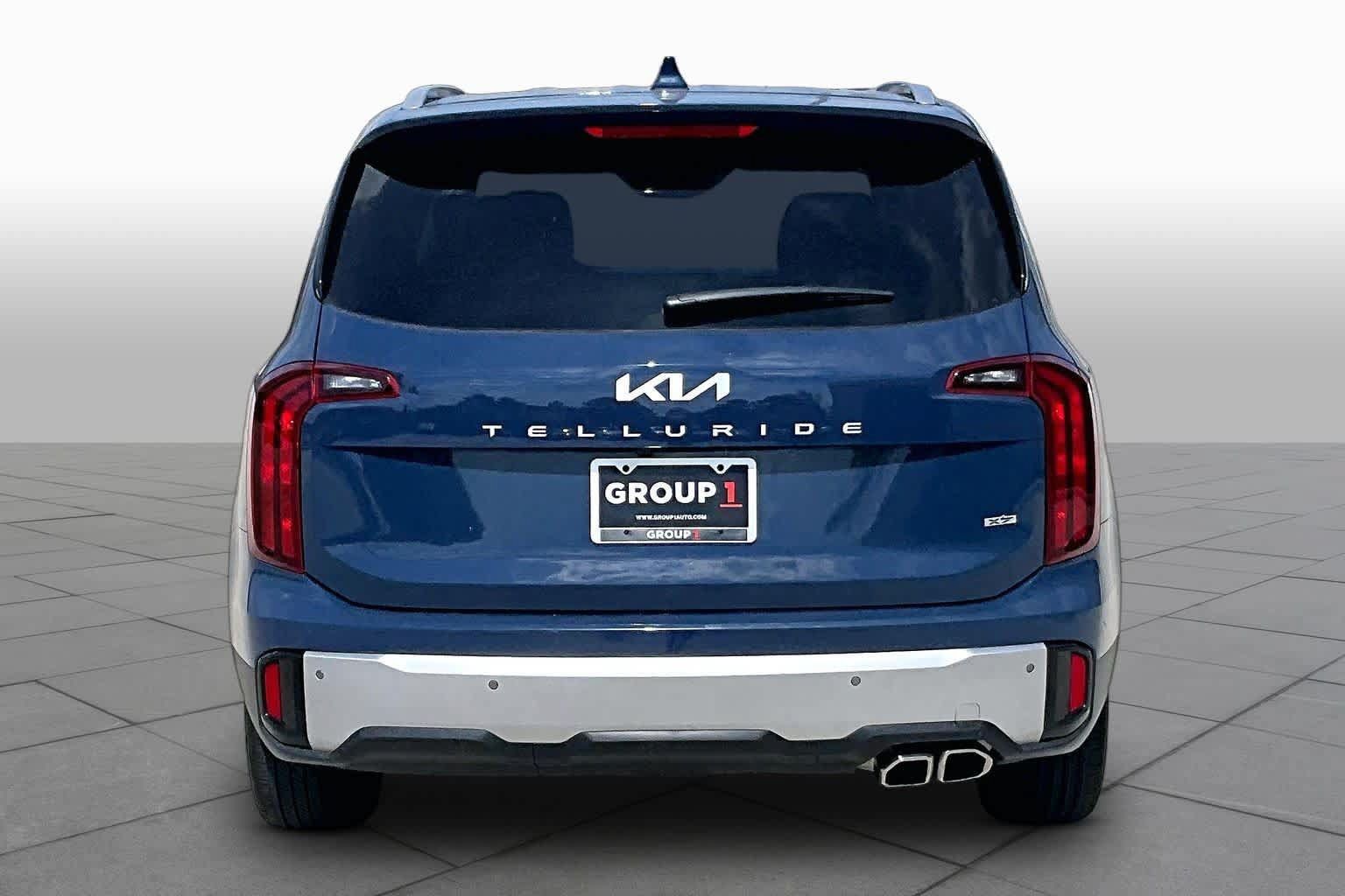 Used 2023 Kia Telluride S AWD/4WD image 5