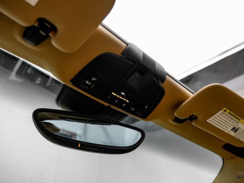 Used 2015 Porsche 911 Carrera S image 42