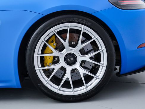 Used 2024 Porsche 718 Boxster Spyder RS RWD image 43