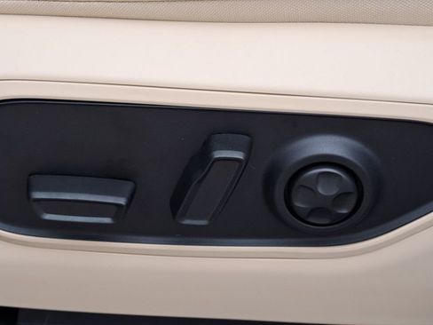 New 2025 Jeep Grand Cherokee Limited image 25