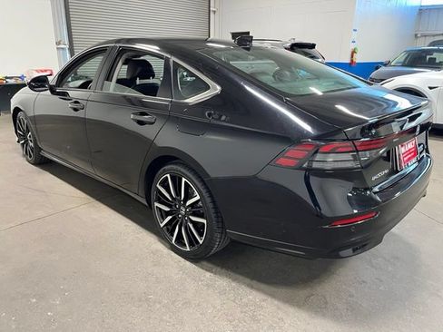 Used 2024 Honda Accord Touring image 5