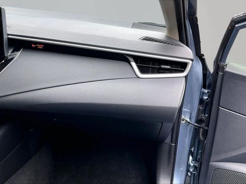 Certified 2022 Toyota Corolla LE FWD image 18