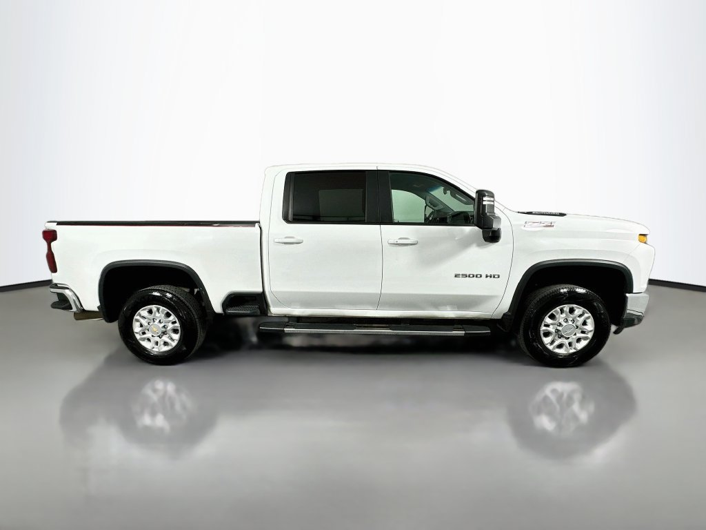Used 2023 Chevrolet Silverado 2500 LT w/ Convenience Package AWD/4WD image 4