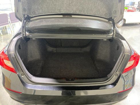 Used 2020 Honda Accord Touring image 15
