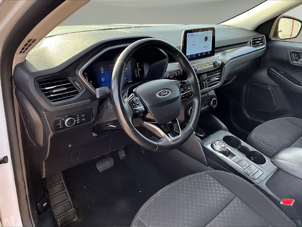 Used 2024 Ford Escape Active w/ Cold Weather Package FWD image 21