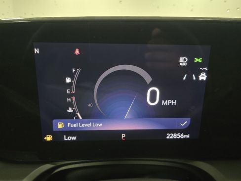 Used 2024 Buick Encore GX Avenir w/ Avenir Convenience Package image 26