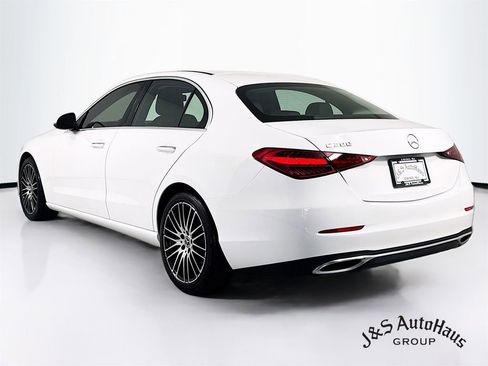Used 2023 Mercedes-Benz C 300 Sedan image 5