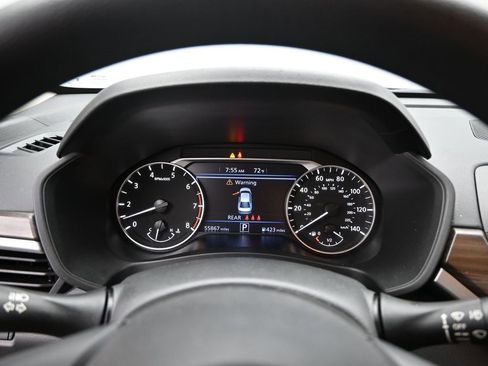 Used 2024 Nissan Altima 2.5 SV image 11