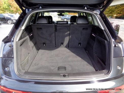 Used 2018 Audi Q5 2.0T Premium image 17