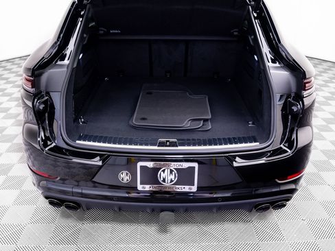 New 2026 Porsche Cayenne S AWD/4WD image 31