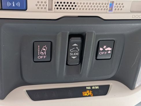 Used 2023 Subaru Forester Sport image 23