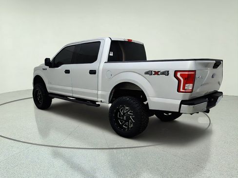 Used 2015 Ford F150 XLT w/ Trailer Tow Package AWD/4WD image 12