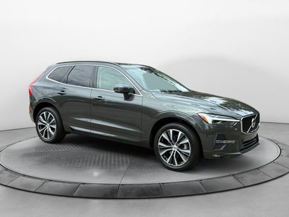 Used 2022 Volvo XC60 B5 Momentum w/ Protection Package Premier
