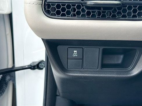 Used 2024 Honda HR-V LX image 9