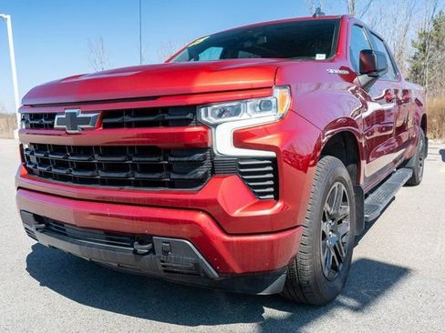 Used 2023 Chevrolet Silverado 1500 RST w/ Protection Package AWD/4WD image 2