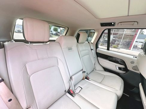 Used 2018 Land Rover Range Rover HSE AWD/4WD image 34
