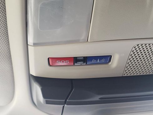 Used 2022 Subaru Ascent Limited w/ Popular Package #4 image 38