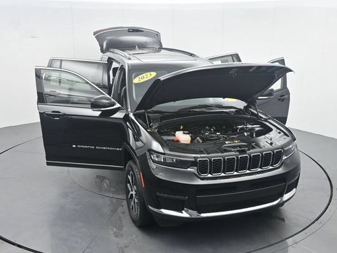 Used 2023 Jeep Grand Cherokee L Limited AWD/4WD image 47