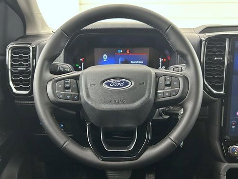 New 2026 Ford Ranger XLT w/ Equipment Group 301A High image 11