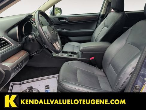 Used 2017 Subaru Outback 2.5i Limited AWD/4WD image 9