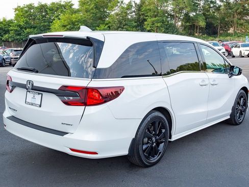 Certified 2024 Honda Odyssey Sport image 14