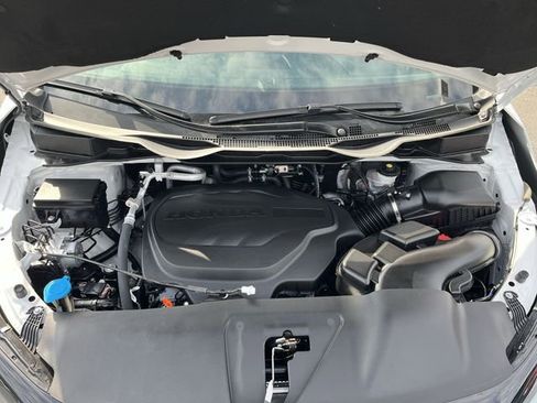 New 2025 Honda Odyssey Touring image 20