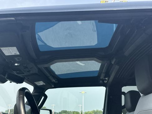 Used 2022 GMC Hummer EV Edition 1 w/ LPO, Illumination Package image 19