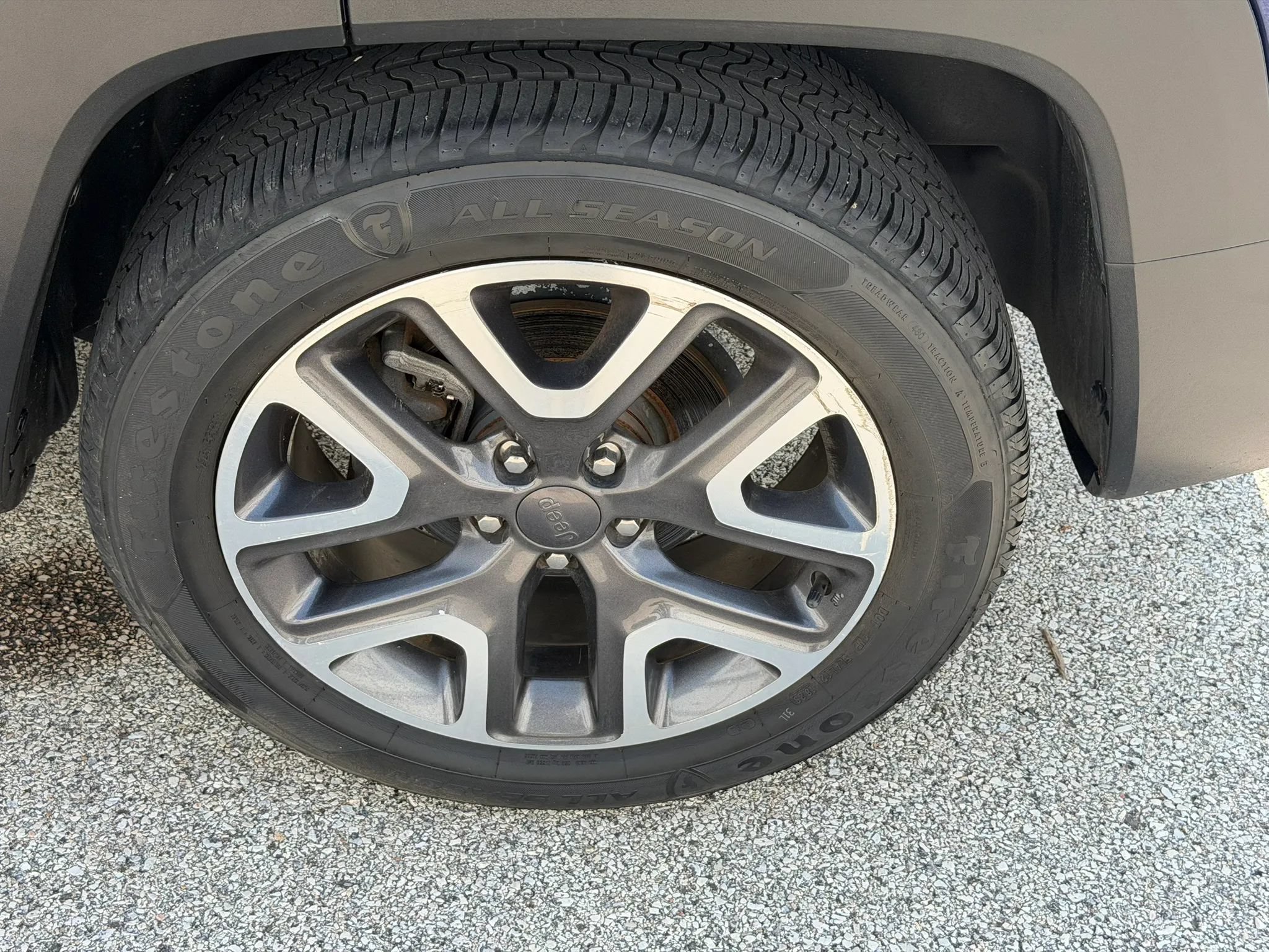 Used 2018 Jeep Renegade Latitude FWD image 10