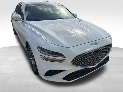 Used 2022 Genesis G70 3.3T image 3