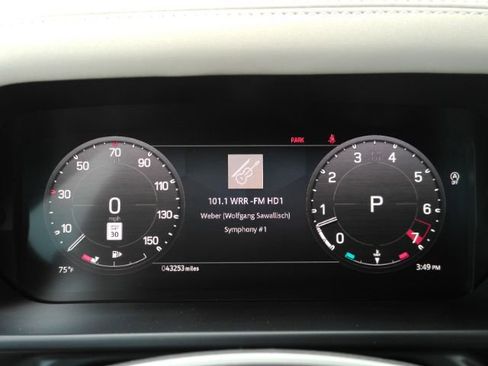 Used 2023 Land Rover Defender 110 SE AWD/4WD image 43