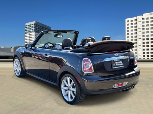 Used 2013 MINI Cooper Convertible image 3