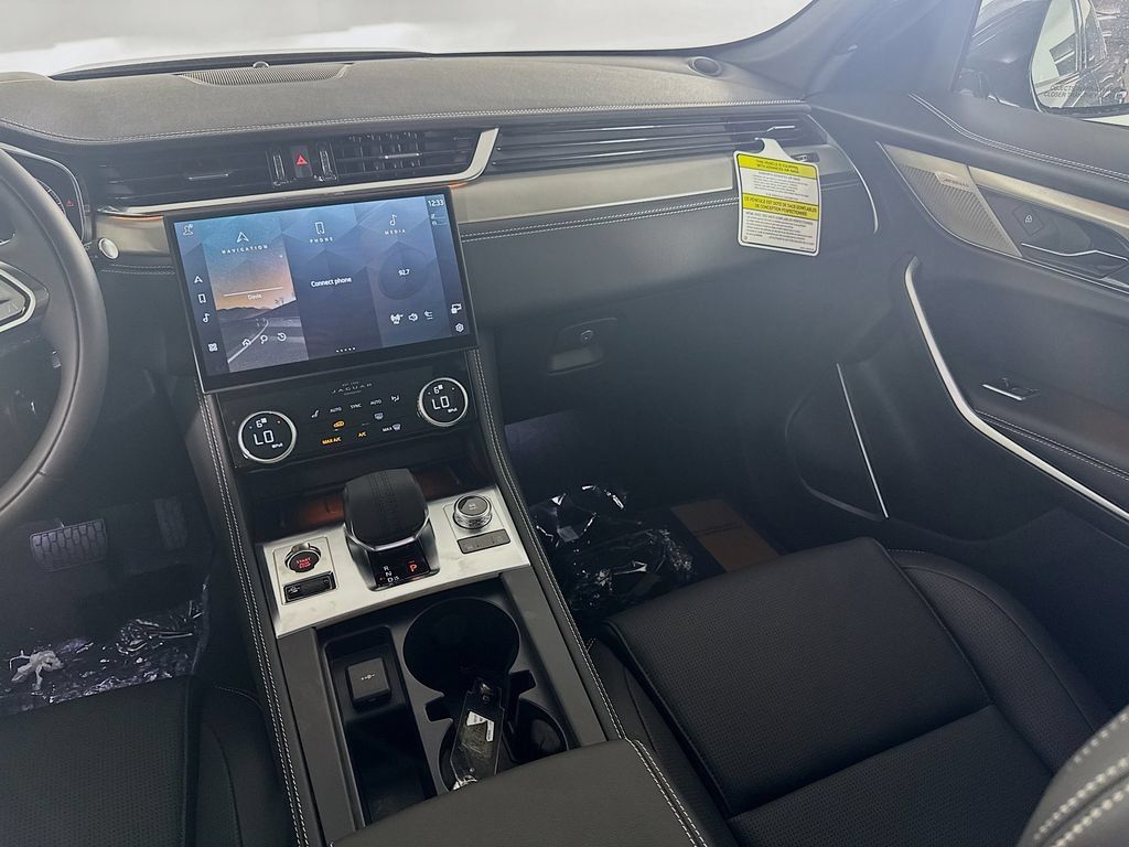 New 2026 Jaguar F-PACE R-Dynamic S AWD/4WD image 23