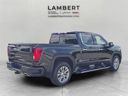 Used 2021 GMC Sierra 1500 Denali w/ Technology Package AWD/4WD image 5