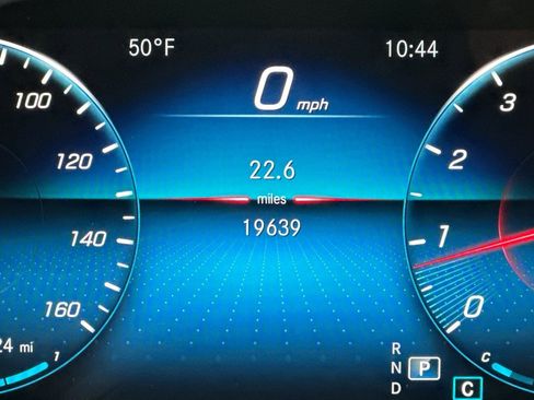 Certified 2022 Mercedes-Benz GLB 250 4MATIC image 25