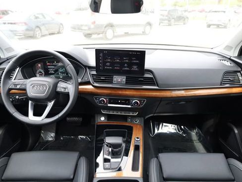 Used 2022 Audi Q5 2.0T Prestige w/ Prestige Package AWD/4WD image 16