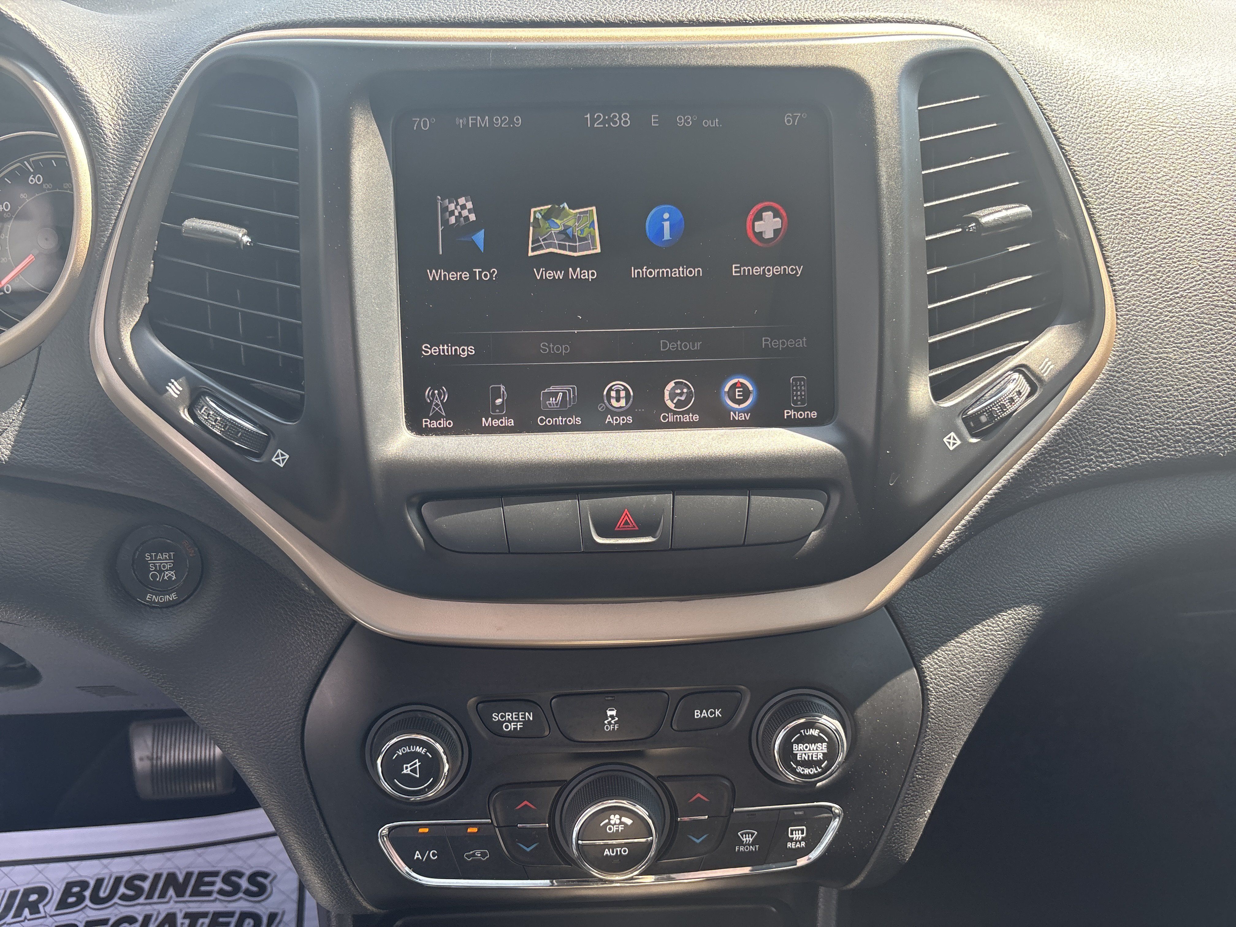 Used 2015 Jeep Cherokee Limited FWD image 20