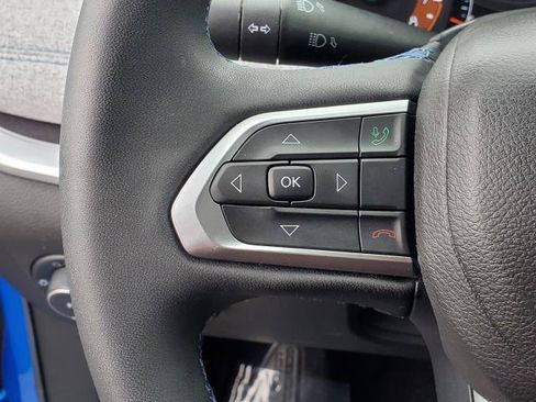 Used 2022 Jeep Compass Latitude AWD/4WD image 11