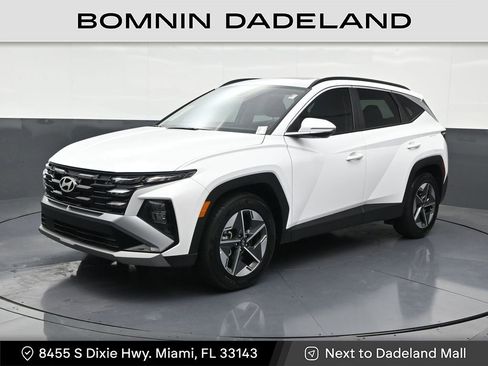 Used 2025 Hyundai Tucson SEL image 1