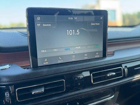 Used 2020 Lincoln Aviator Reserve w/ Equipment Group 202A image 11