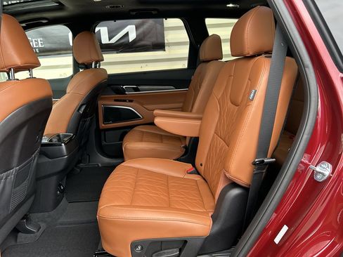 Used 2024 Kia Telluride SX Prestige X-Line AWD/4WD image 12