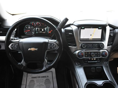 Used 2020 Chevrolet Tahoe LT RWD image 2