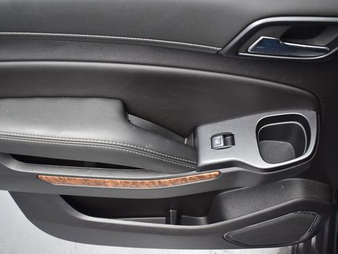 Used 2020 Chevrolet Suburban Premier w/ RST 6.2L Performance Edition image 22