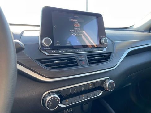 Used 2023 Nissan Altima 2.5 SV image 20