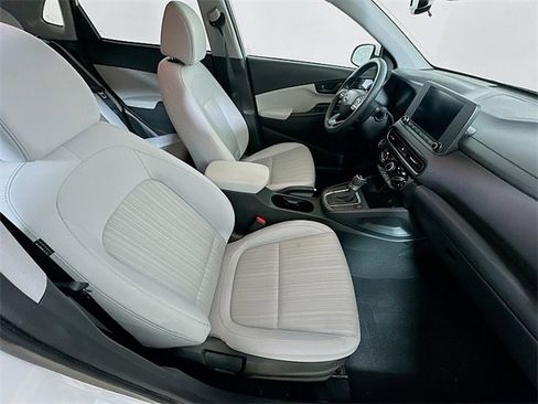 Used 2023 Hyundai Kona SEL image 25