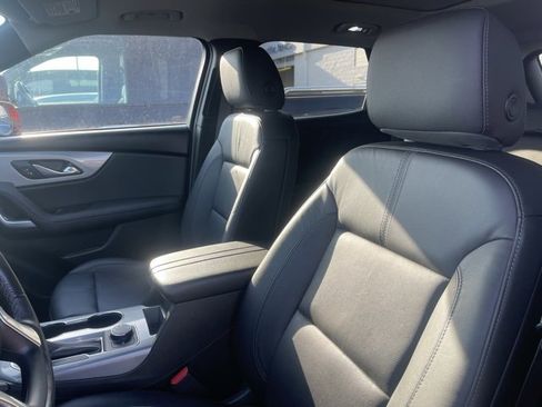 Used 2019 Chevrolet Blazer LT w/ Sun and Wheels Package image 6