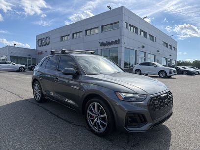 Certified 2024 Audi Q5 e Premium Plus