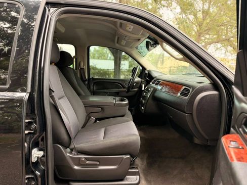 Used 2014 GMC Yukon SLE AWD/4WD image 12