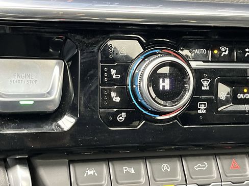 Certified 2025 GMC Sierra 1500 Denali image 26